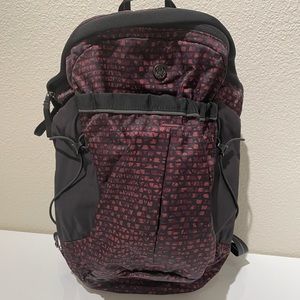 Lululemon backpack 16”